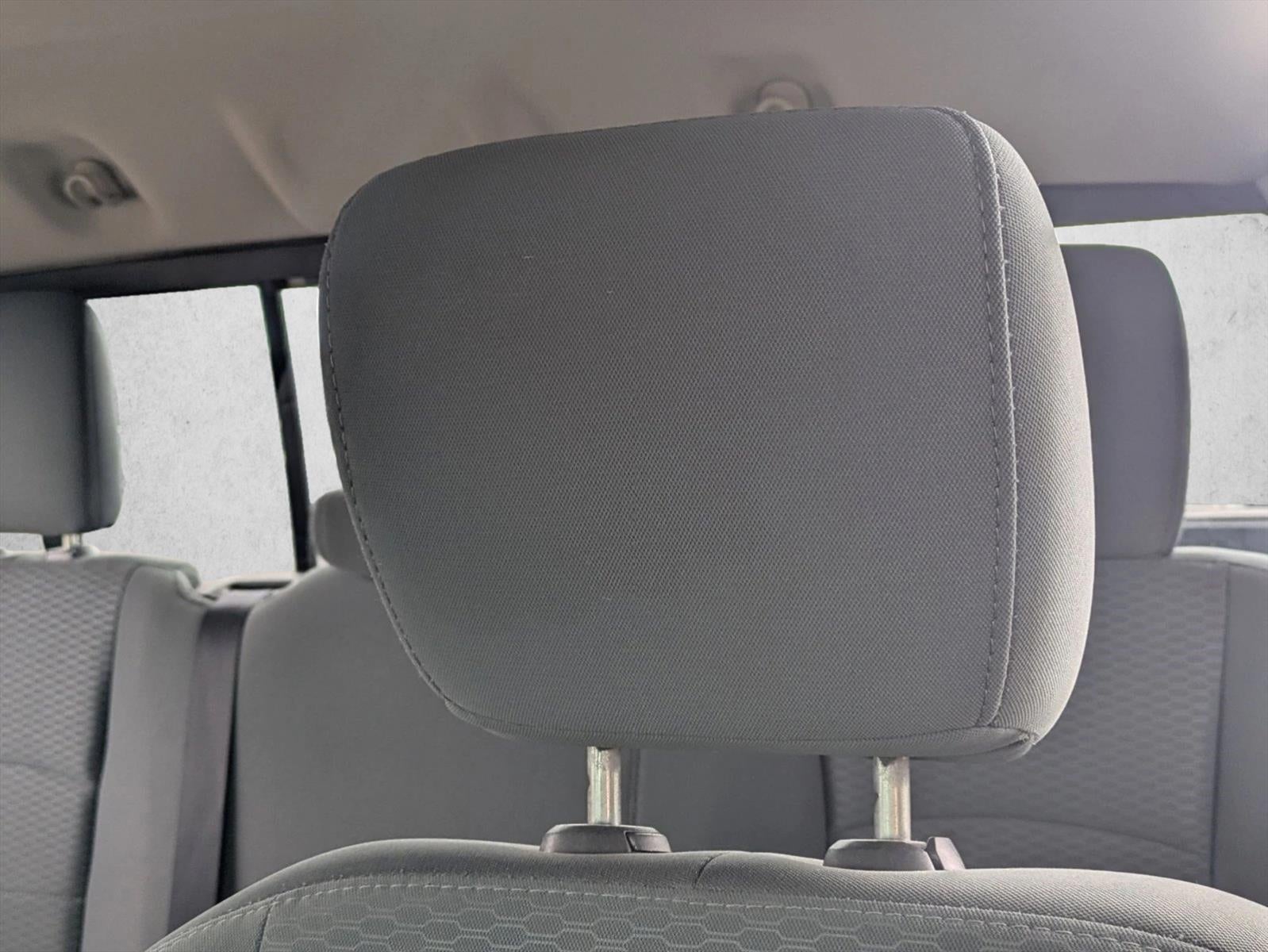 2017 RAM 1500 SLT 4x4 Quad Cab 6'4" Box