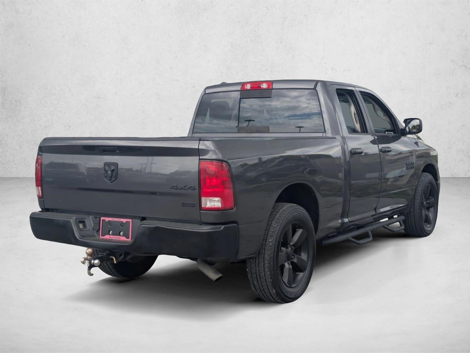 2017 RAM 1500 SLT 4x4 Quad Cab 6'4" Box