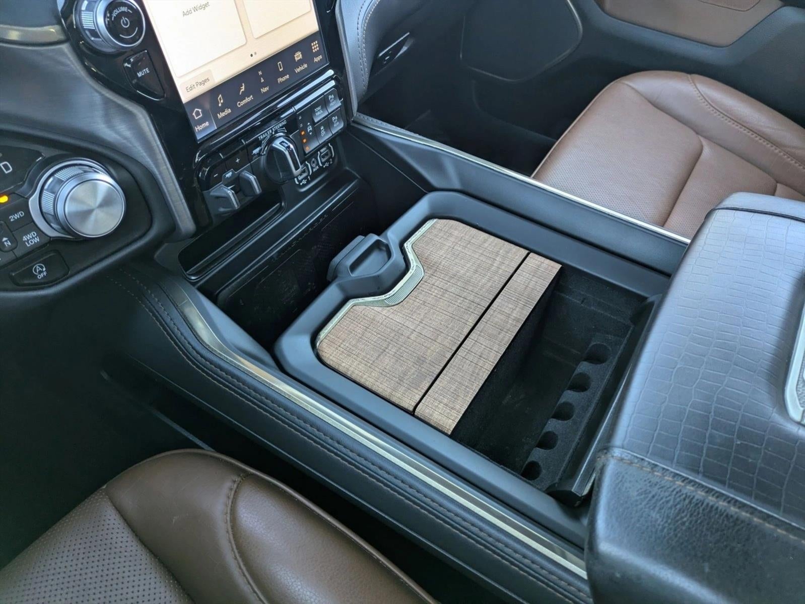 2022 RAM 1500 Longhorn 4x4 Crew Cab 5'7" Box