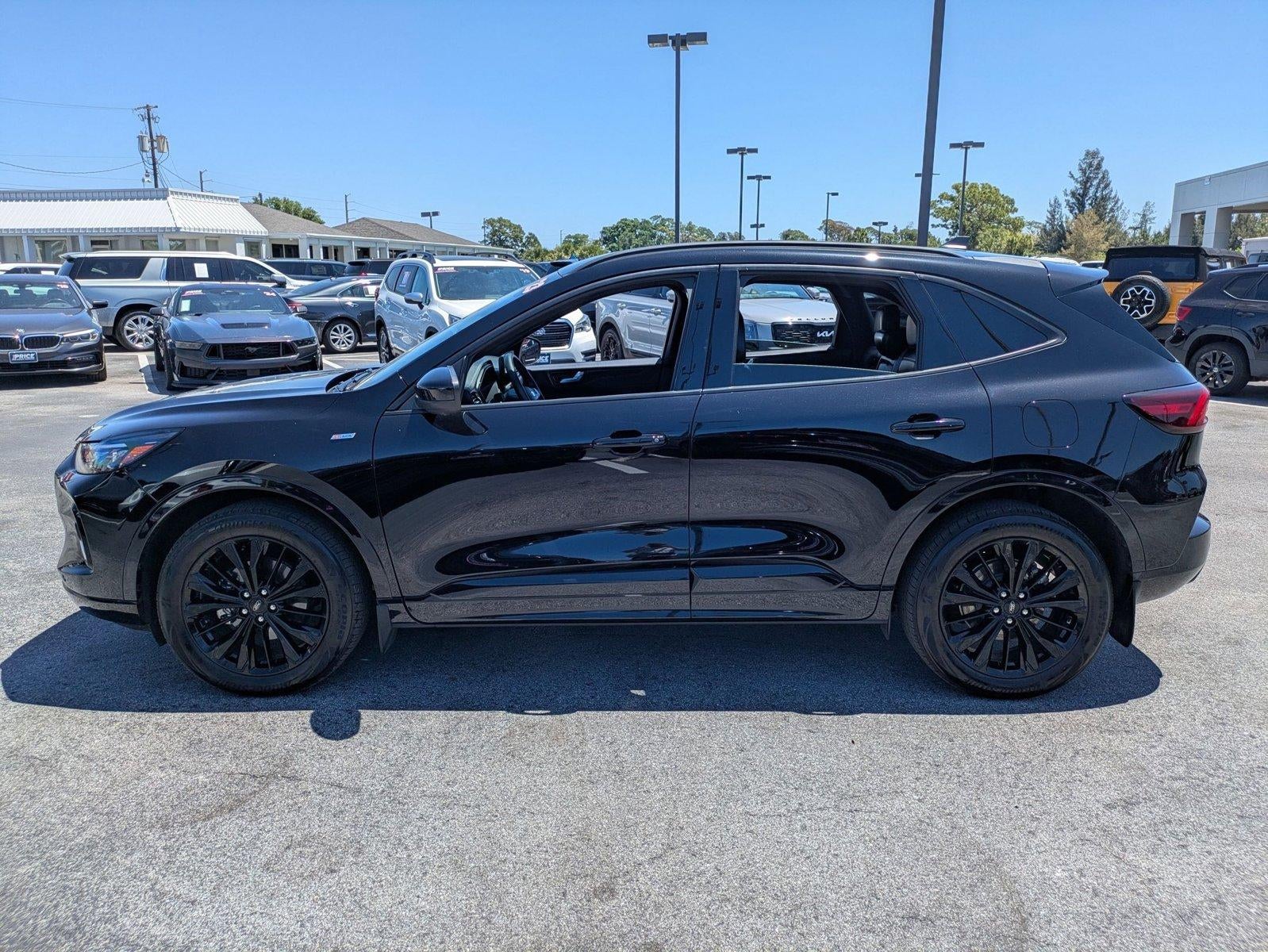 2023 Ford Escape ST-Line Elite AWD