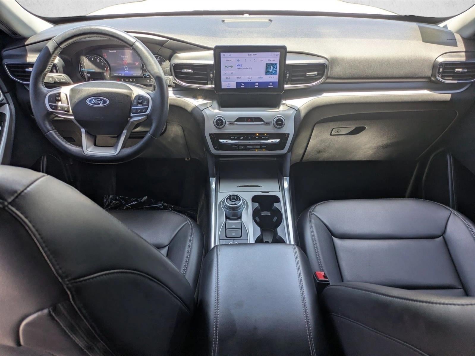 2023 Ford Explorer XLT 4WD