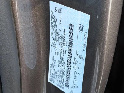 2023 Ford Super Duty F-450 DRW LARIAT 4WD Crew Cab 8' Box