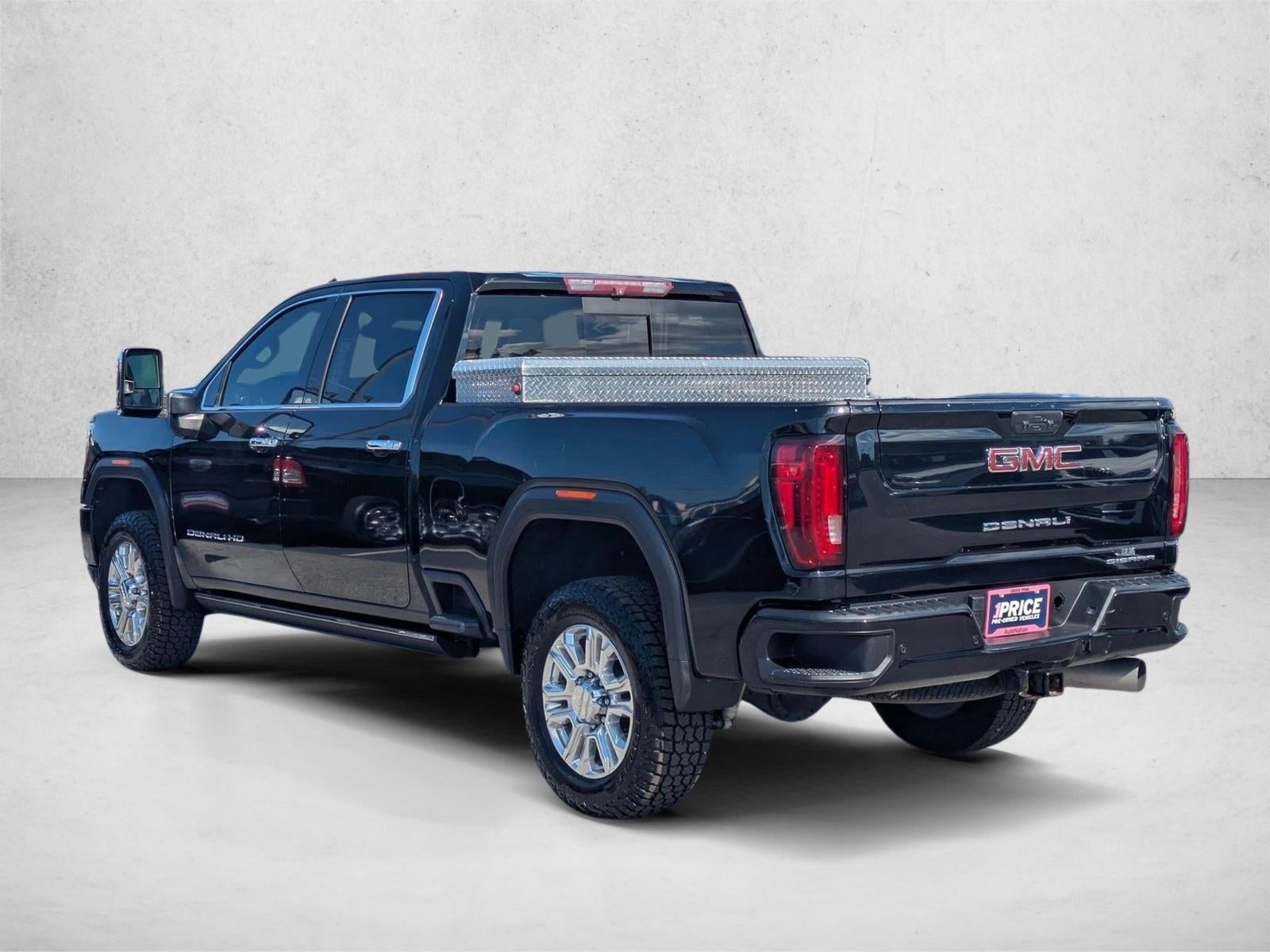 2022 GMC Sierra 2500 HD Crew Cab Standard Box 4-Wheel Drive Denali