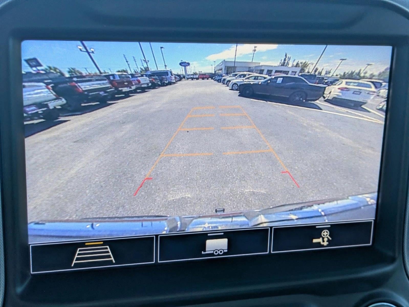 2020 GMC Sierra 1500 Crew Cab Short Box 2-Wheel Drive SLT