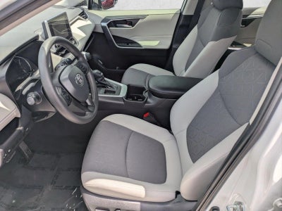 2023 Toyota RAV4 XLE FWD (GS)