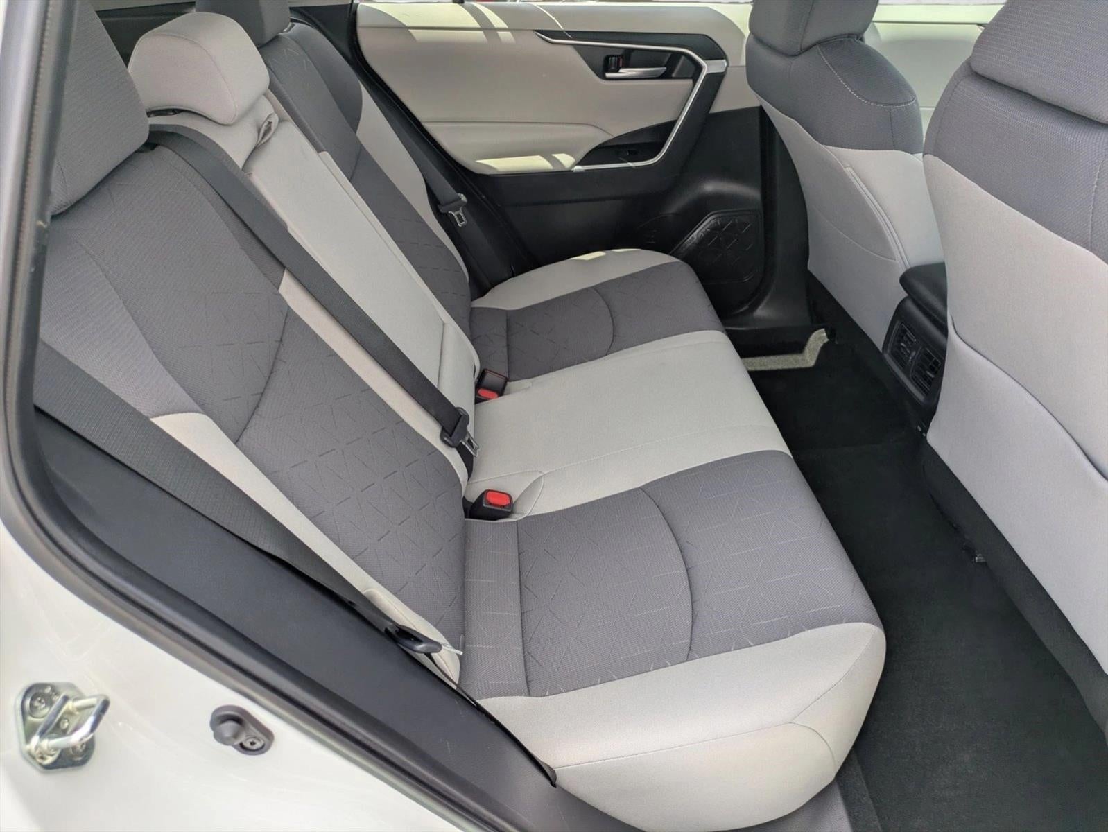 2023 Toyota RAV4 XLE FWD (GS)