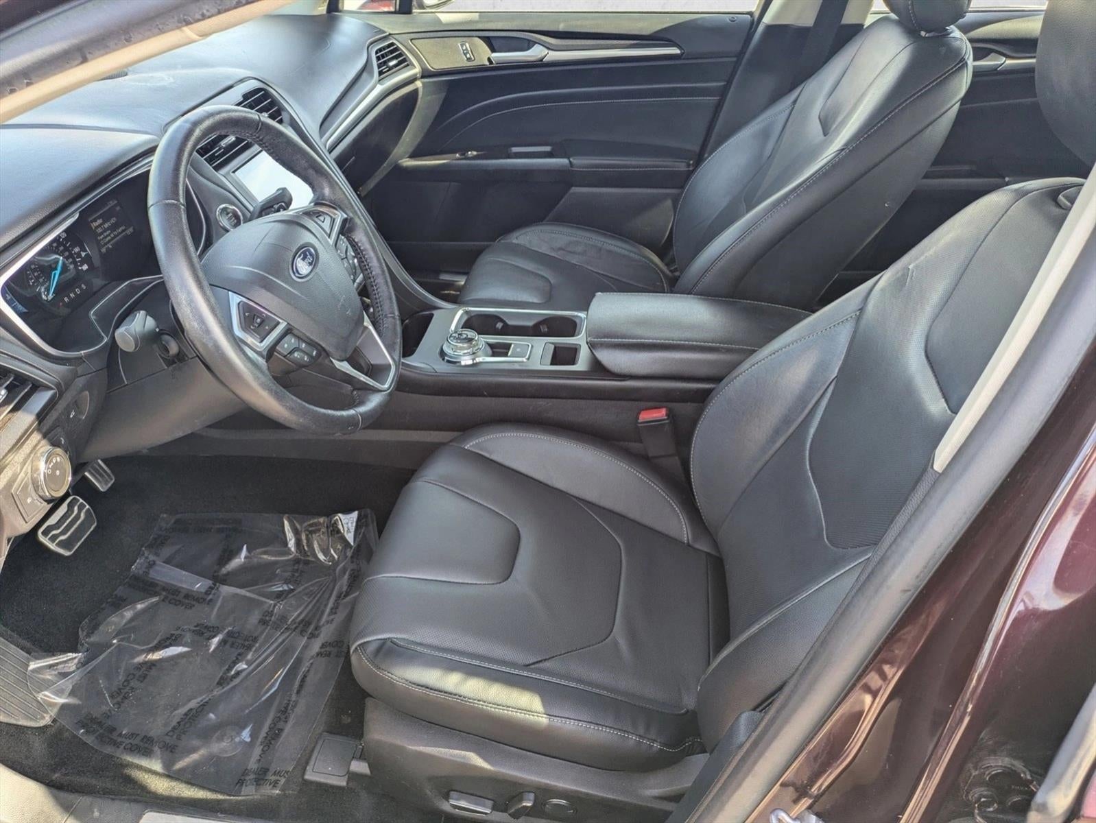 2017 Ford Fusion Titanium FWD