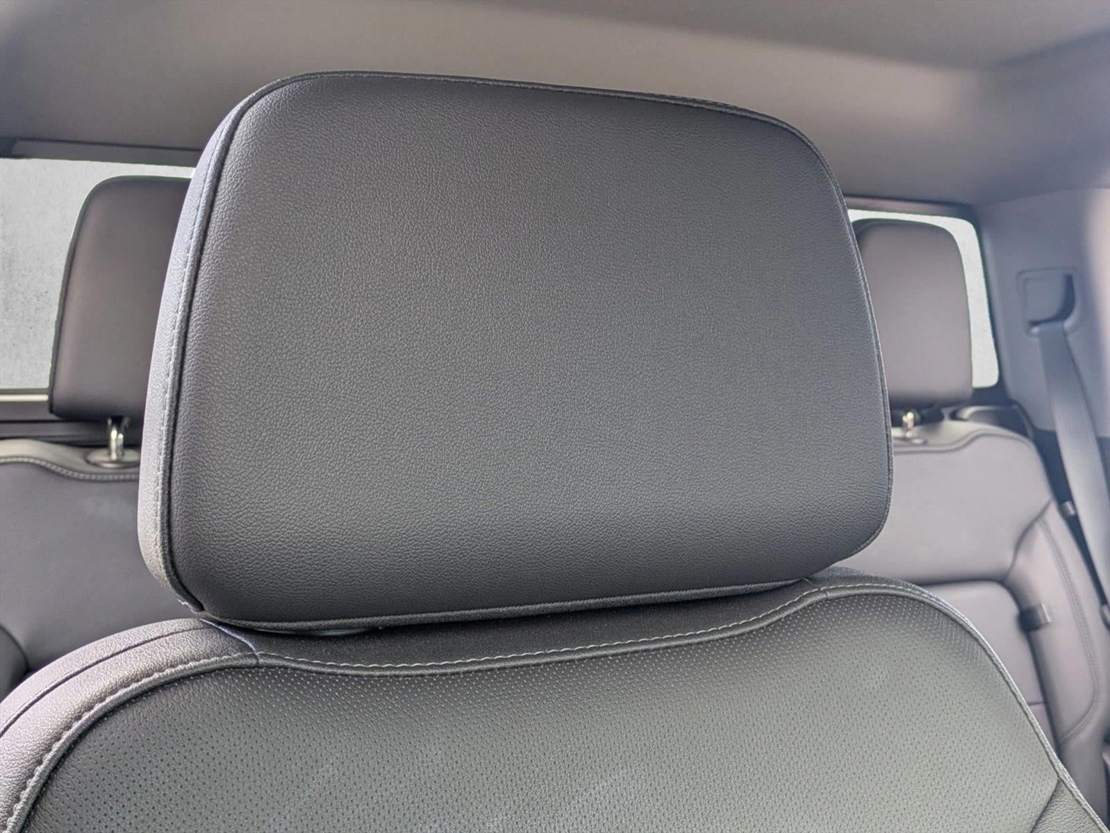 2024 GMC Sierra 1500 Crew Cab Short Box 2-Wheel Drive SLT