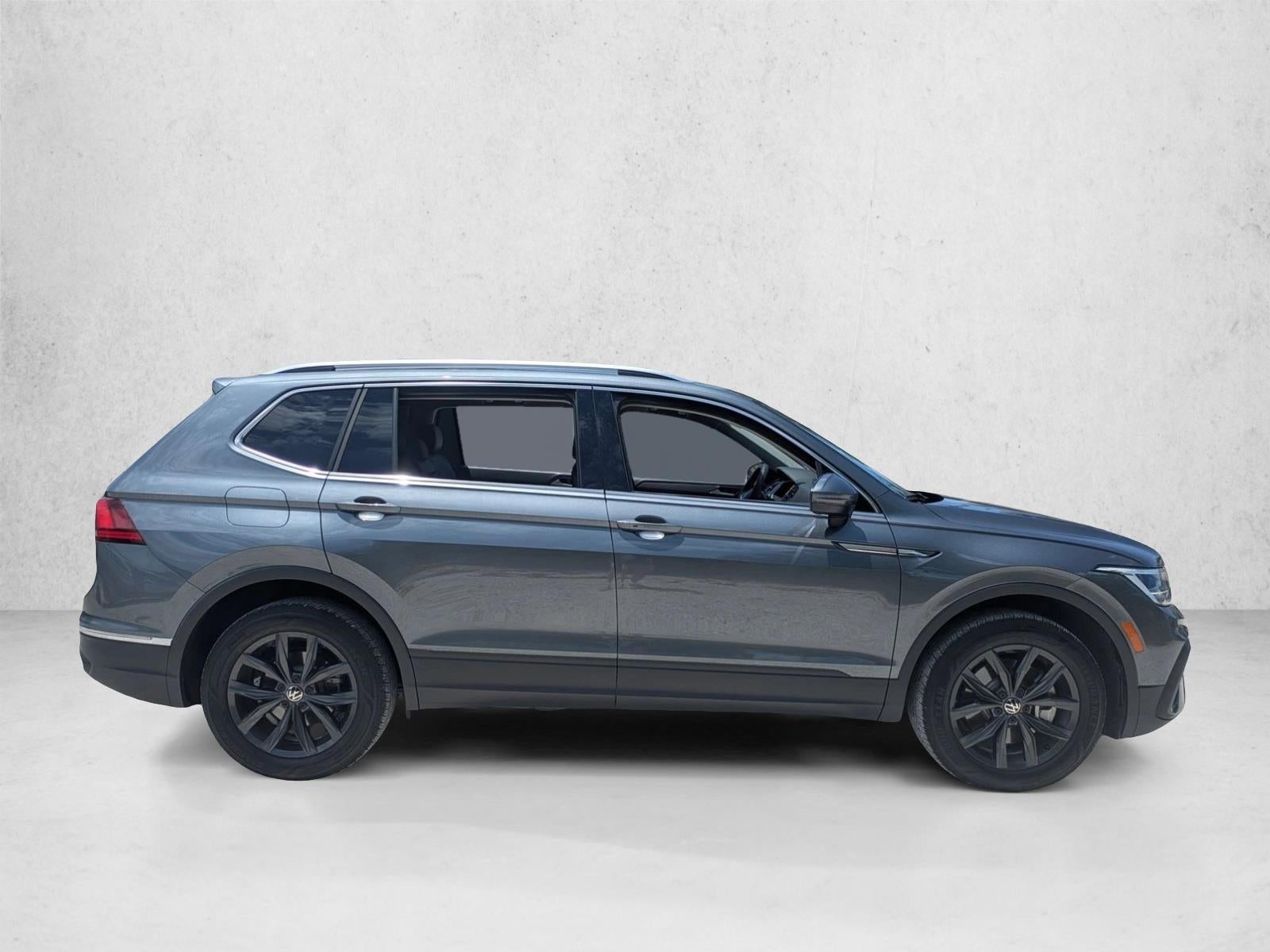 2024 Volkswagen Tiguan 2.0T SE FWD