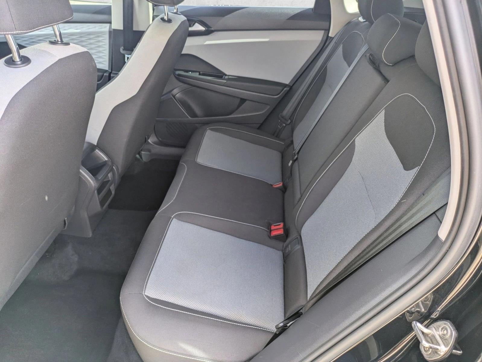 2022 Volkswagen Taos S FWD