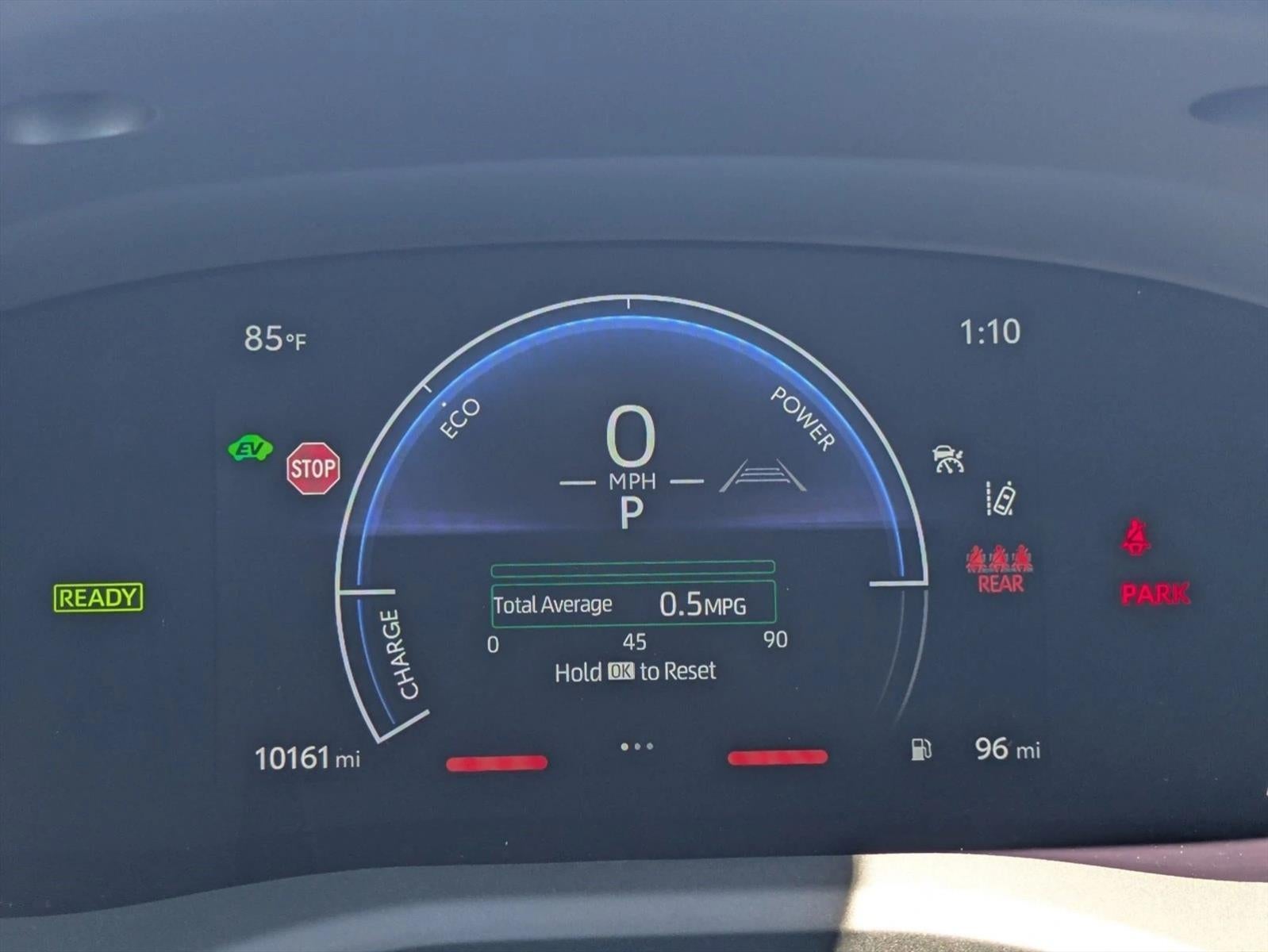 2025 Toyota Camry LE (SE)