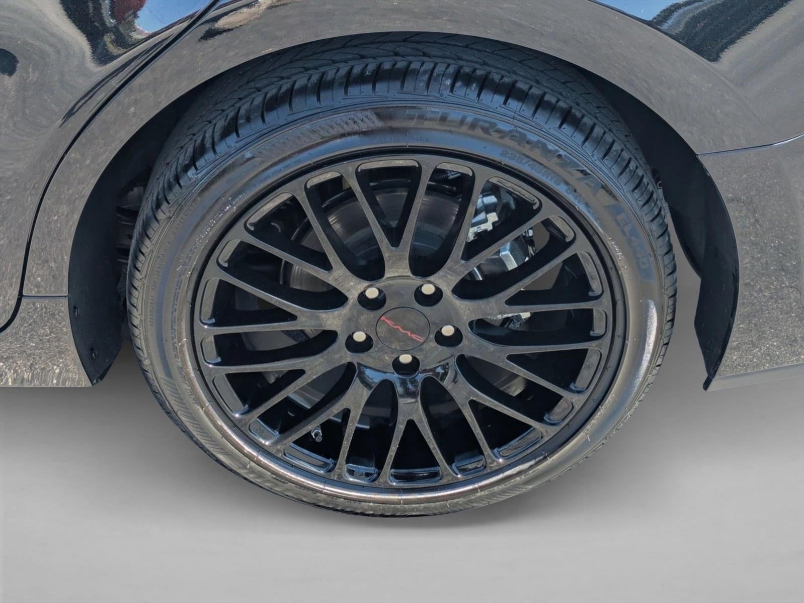 2025 Toyota Camry LE (SE)