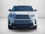 2019 Toyota Highlander LE I4 FWD (Natl)