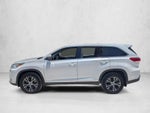 2019 Toyota Highlander LE I4 FWD (Natl)