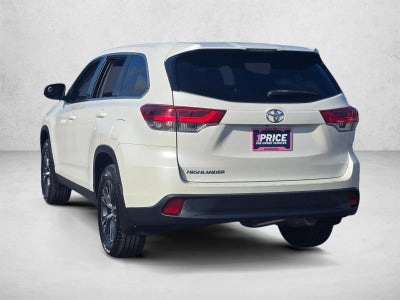 2019 Toyota Highlander LE I4 FWD (Natl)