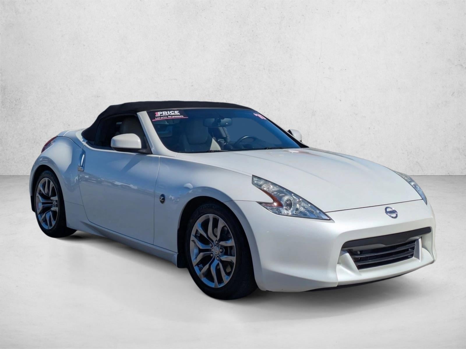 2010 Nissan 370Z 2dr Roadster Auto Touring