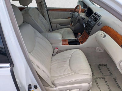 2001 Lexus LS 430 