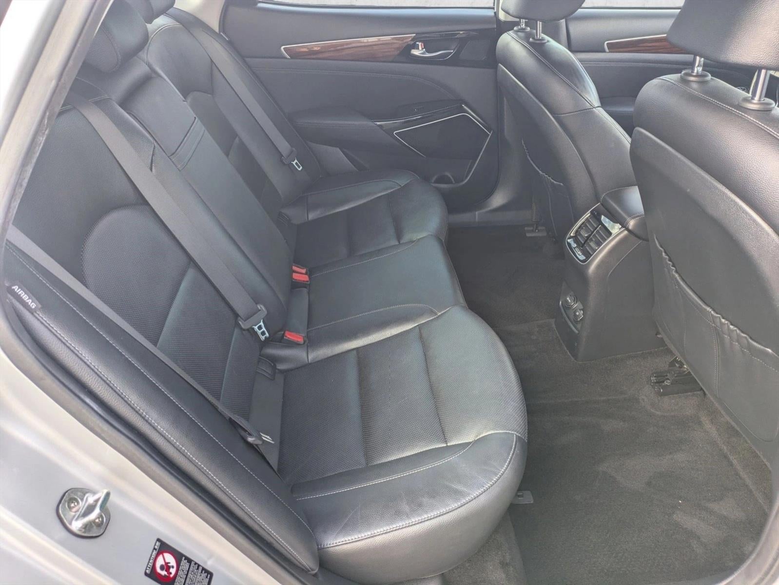 2017 Kia Cadenza Technology Sedan