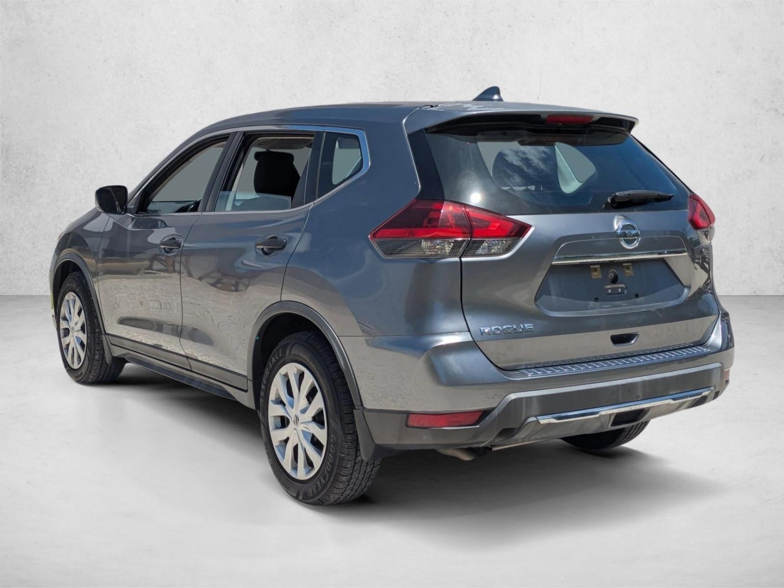 2018 Nissan Rogue FWD S