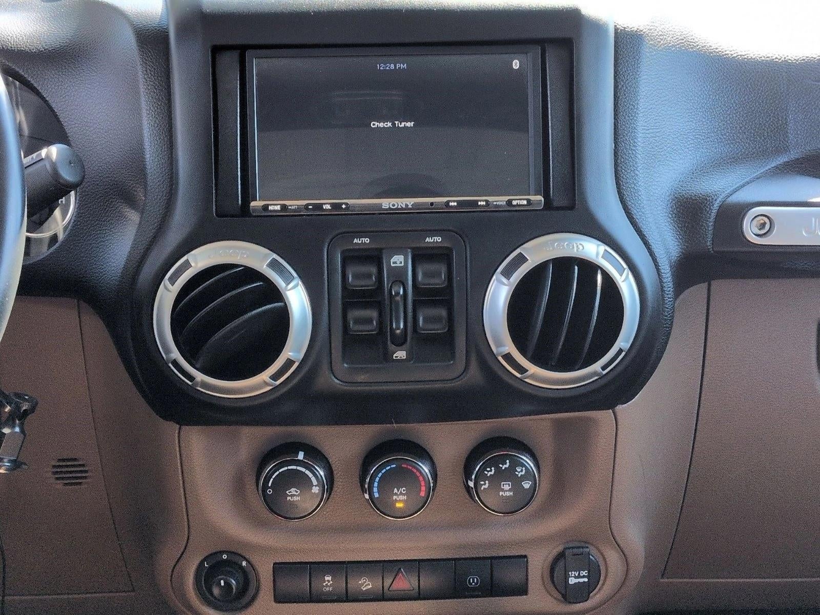 2018 Jeep Wrangler JK Unlimited Sahara 4x4