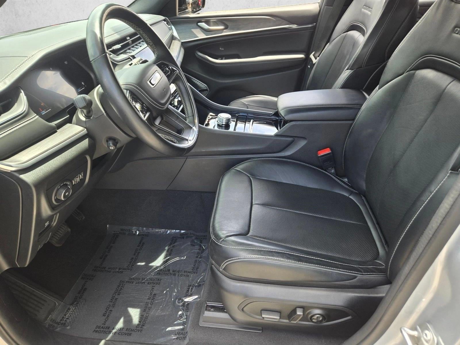 2022 Jeep Grand Cherokee L Overland 4x2