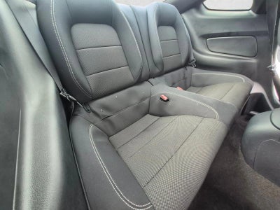 2016 Ford Mustang 2dr Fastback V6