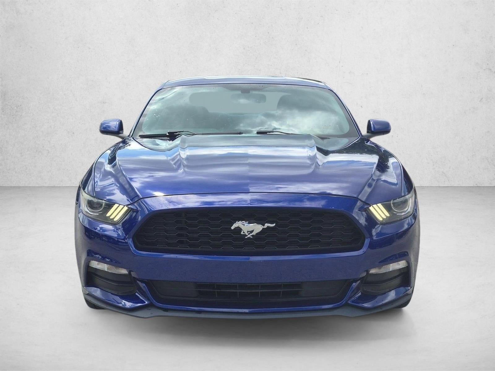 2016 Ford Mustang 2dr Fastback V6