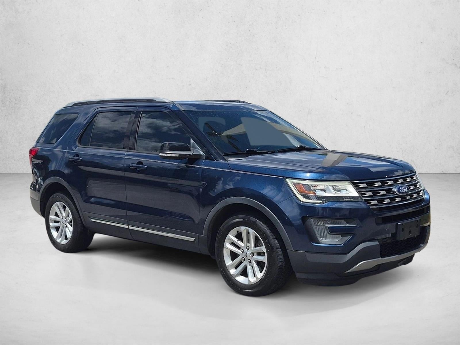2017 Ford Explorer XLT FWD