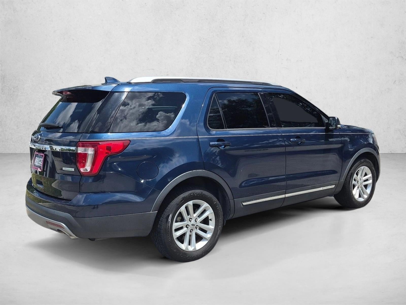 2017 Ford Explorer XLT FWD