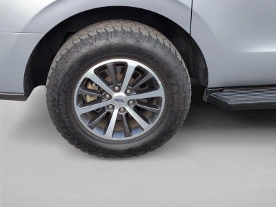 2021 Ford Expedition Max XLT 4x2