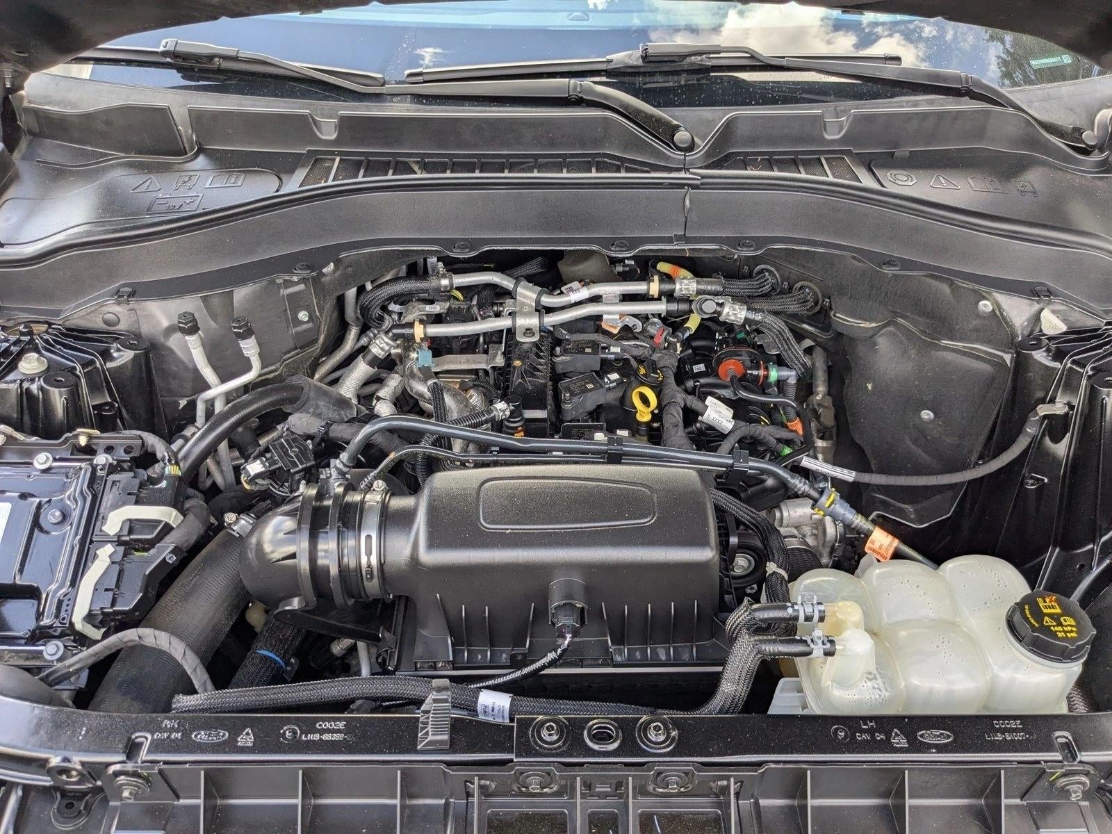 2021 Ford Explorer XLT RWD
