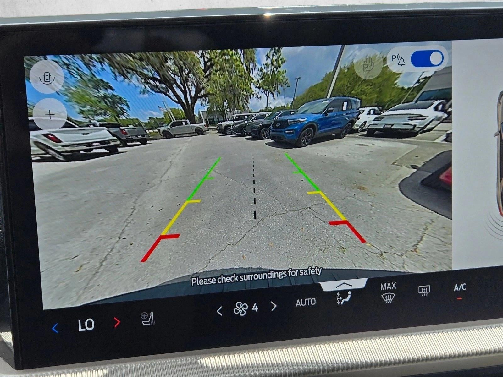 2025 Ford Explorer Active RWD
