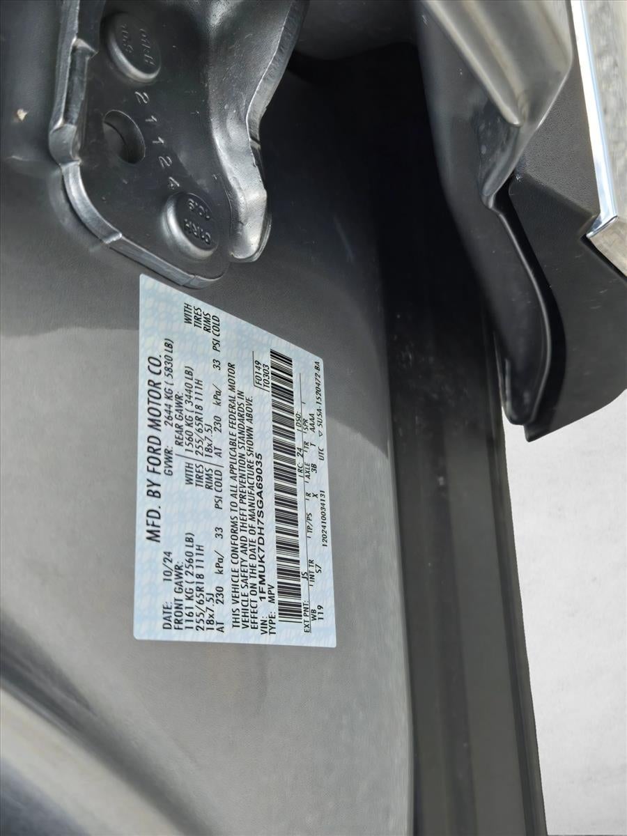 2025 Ford Explorer Active RWD