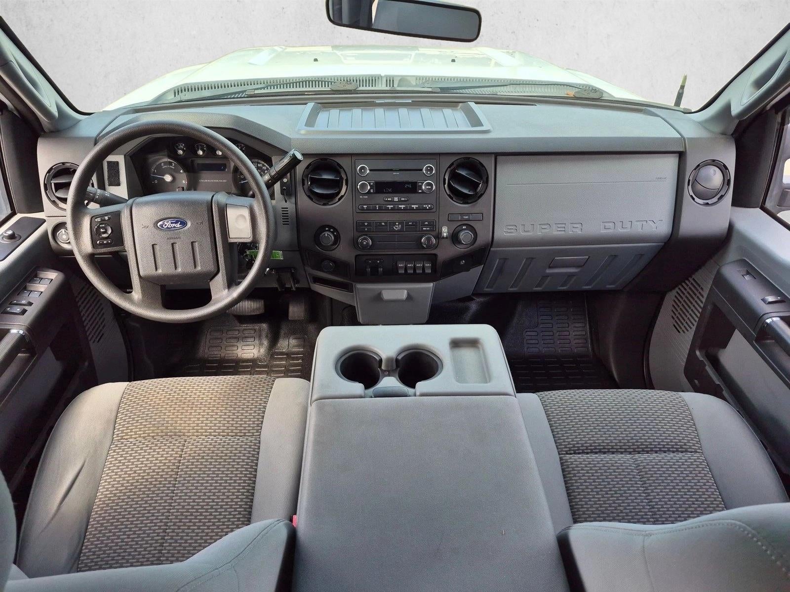 2012 Ford Super Duty F-350 DRW 4WD Crew Cab 8 Ft Box XL