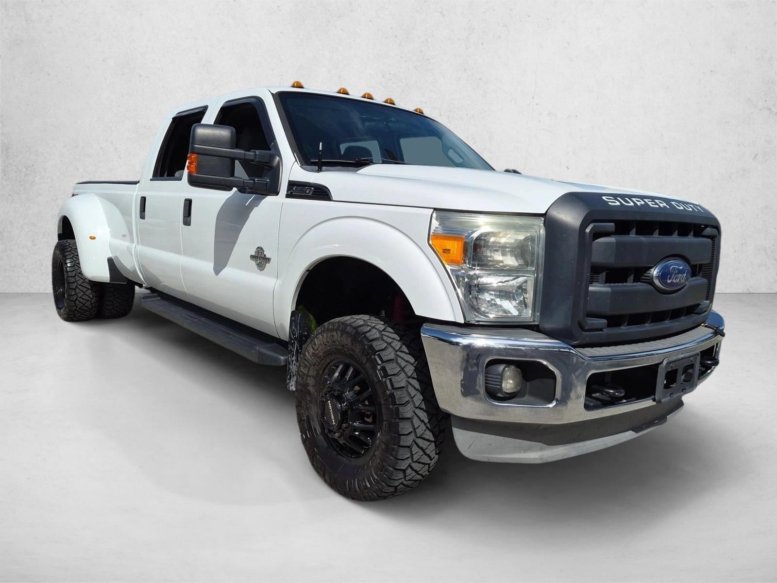 2012 Ford Super Duty F-350 DRW 4WD Crew Cab 8 Ft Box XL