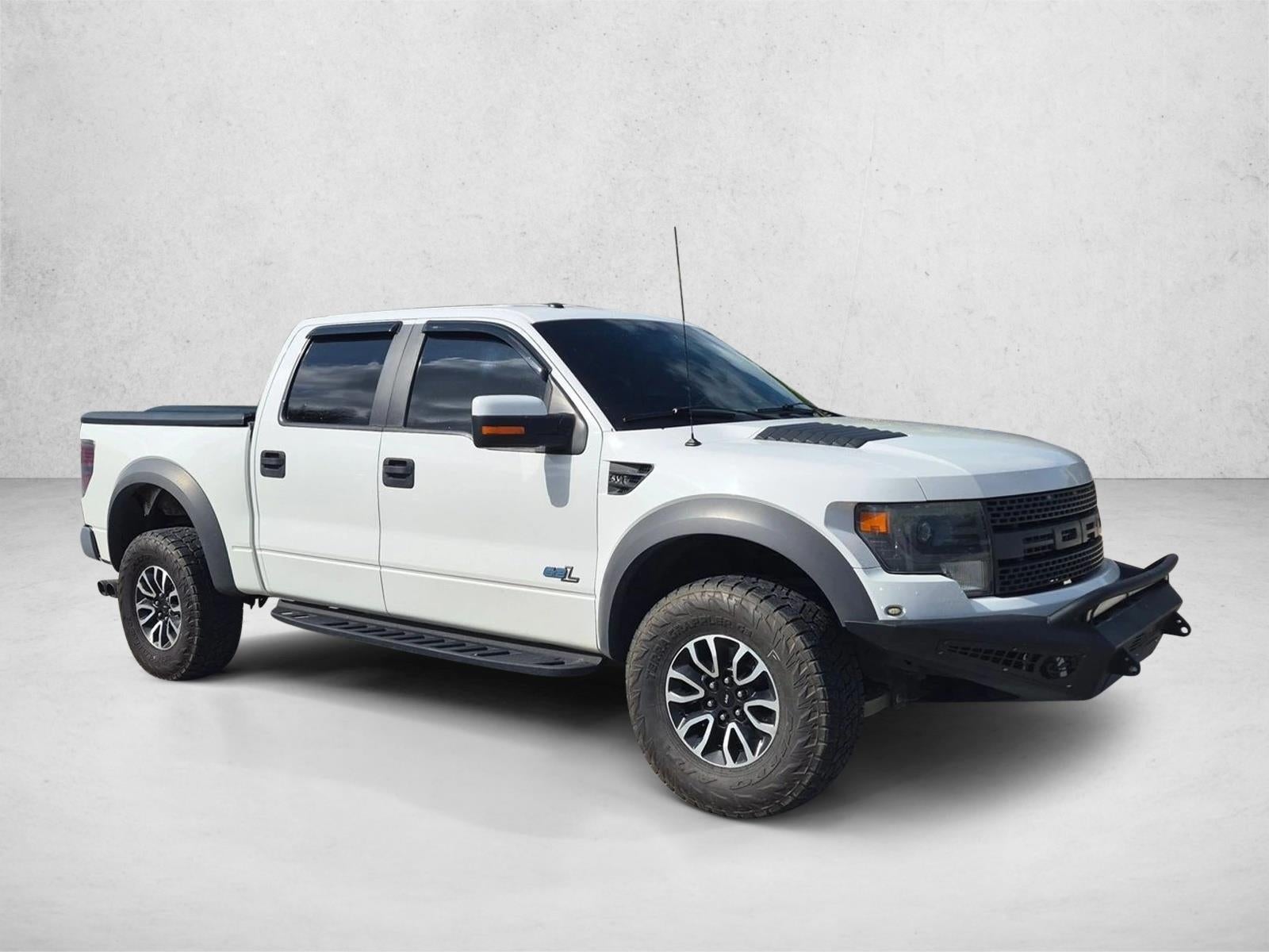 2014 Ford F-150 4WD SuperCrew 5-1/2 Ft Box SVT Raptor