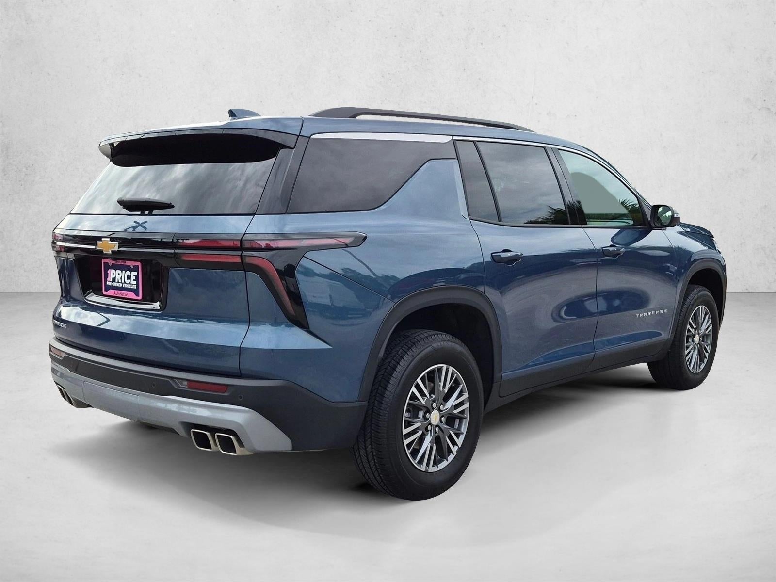 2025 Chevrolet Traverse LT w/1LT