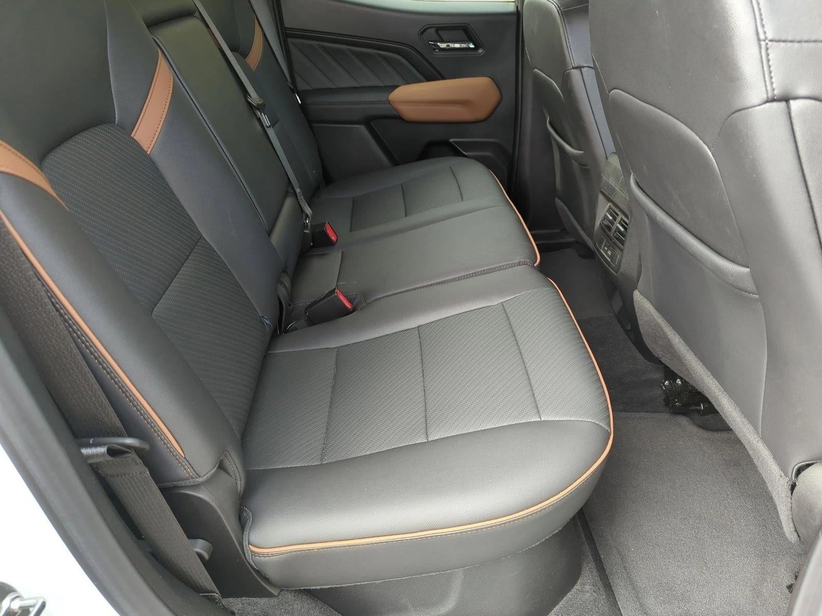 2024 GMC Canyon Crew Cab Short Box 4-Wheel Drive AT4