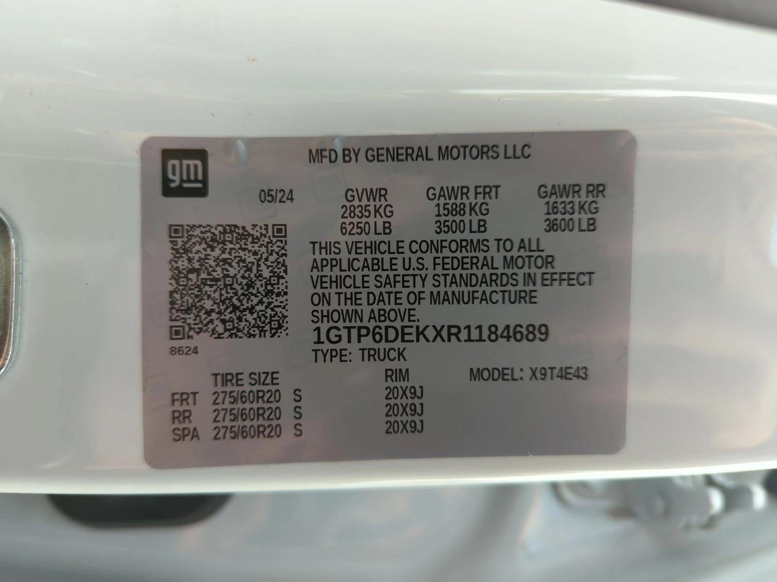 2024 GMC Canyon Crew Cab Short Box 4-Wheel Drive AT4