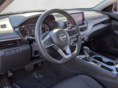2024 Nissan Altima 2.5 SV Sedan