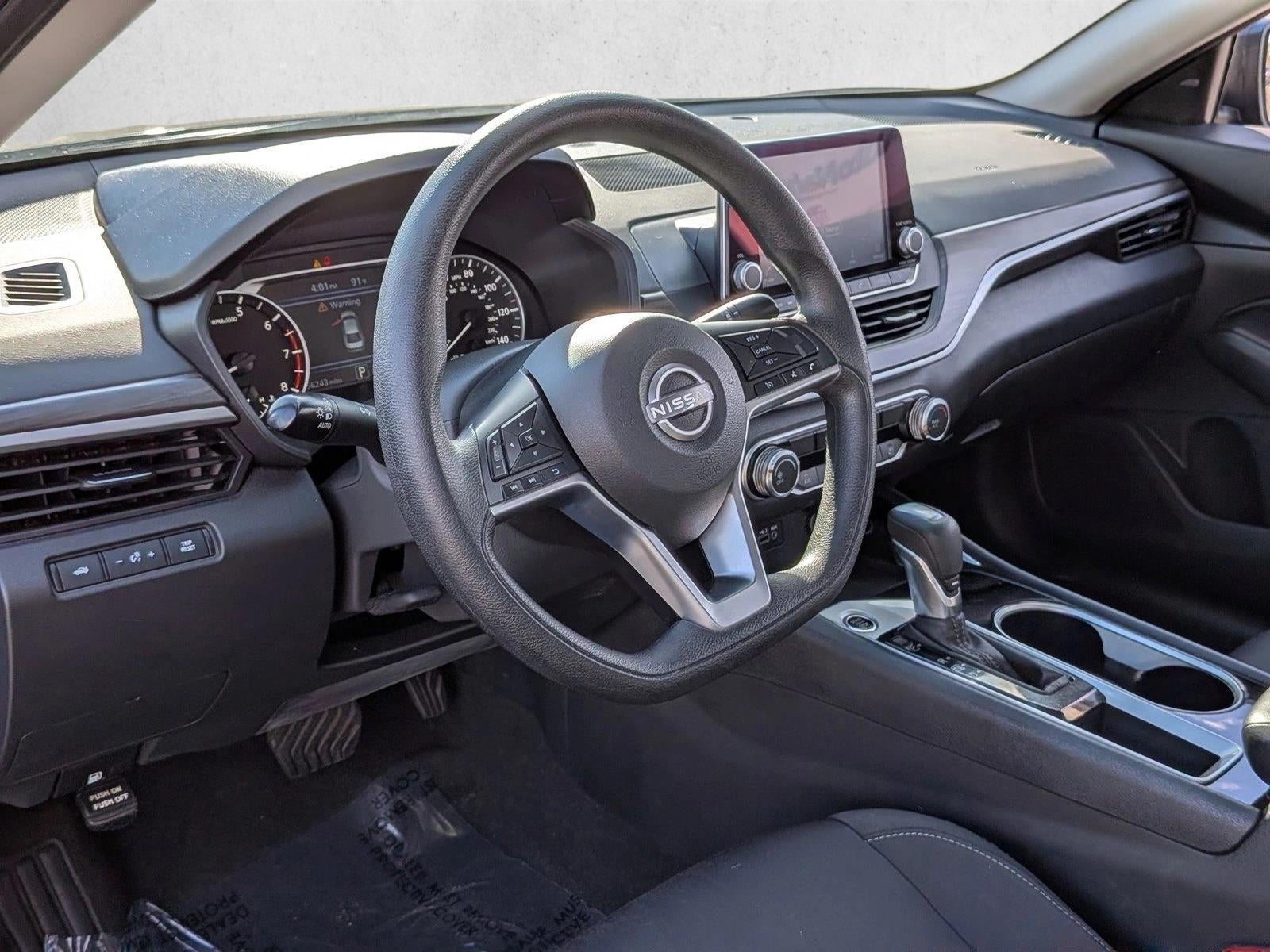 2024 Nissan Altima 2.5 SV Sedan