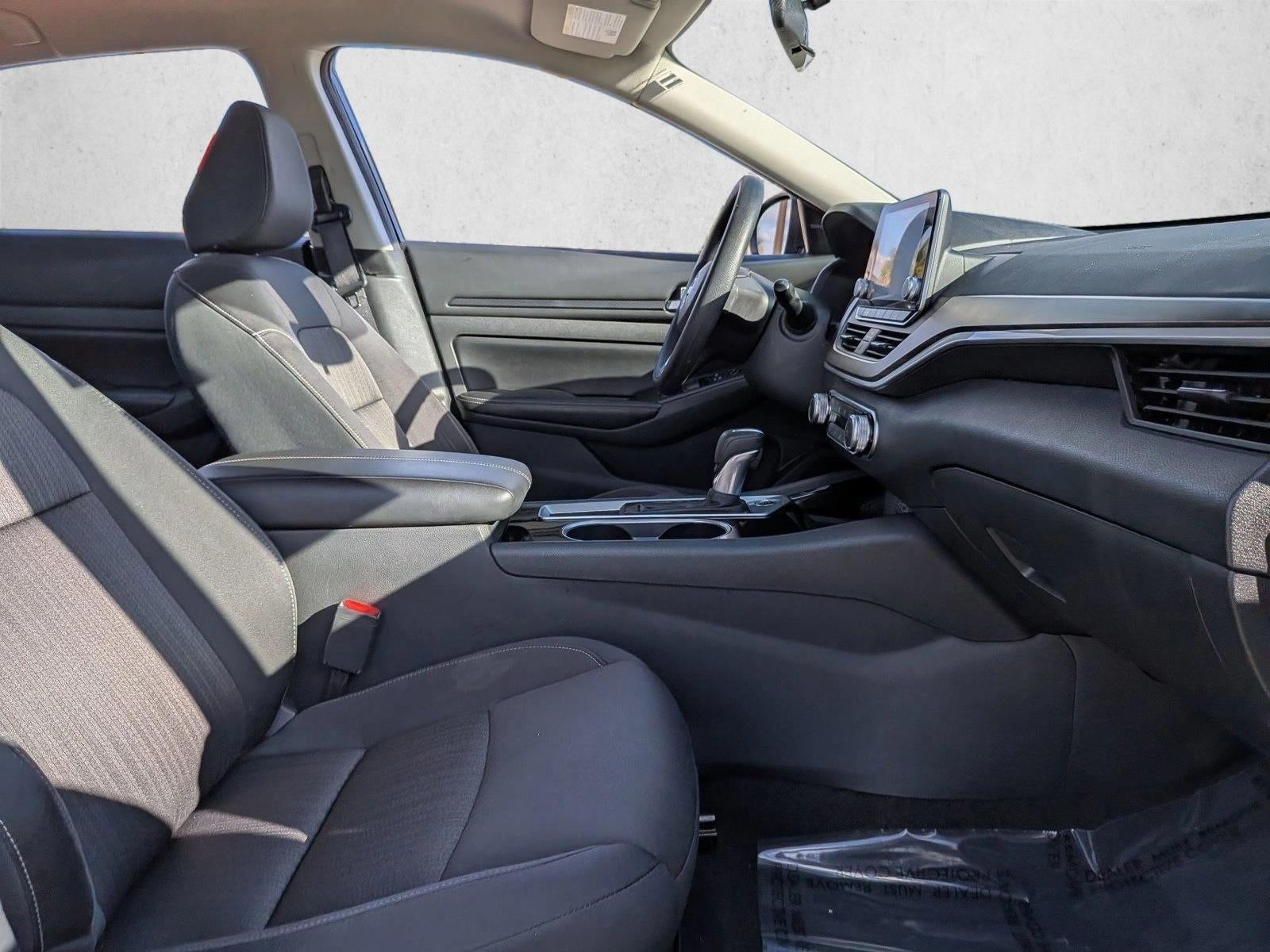 2024 Nissan Altima 2.5 SV Sedan