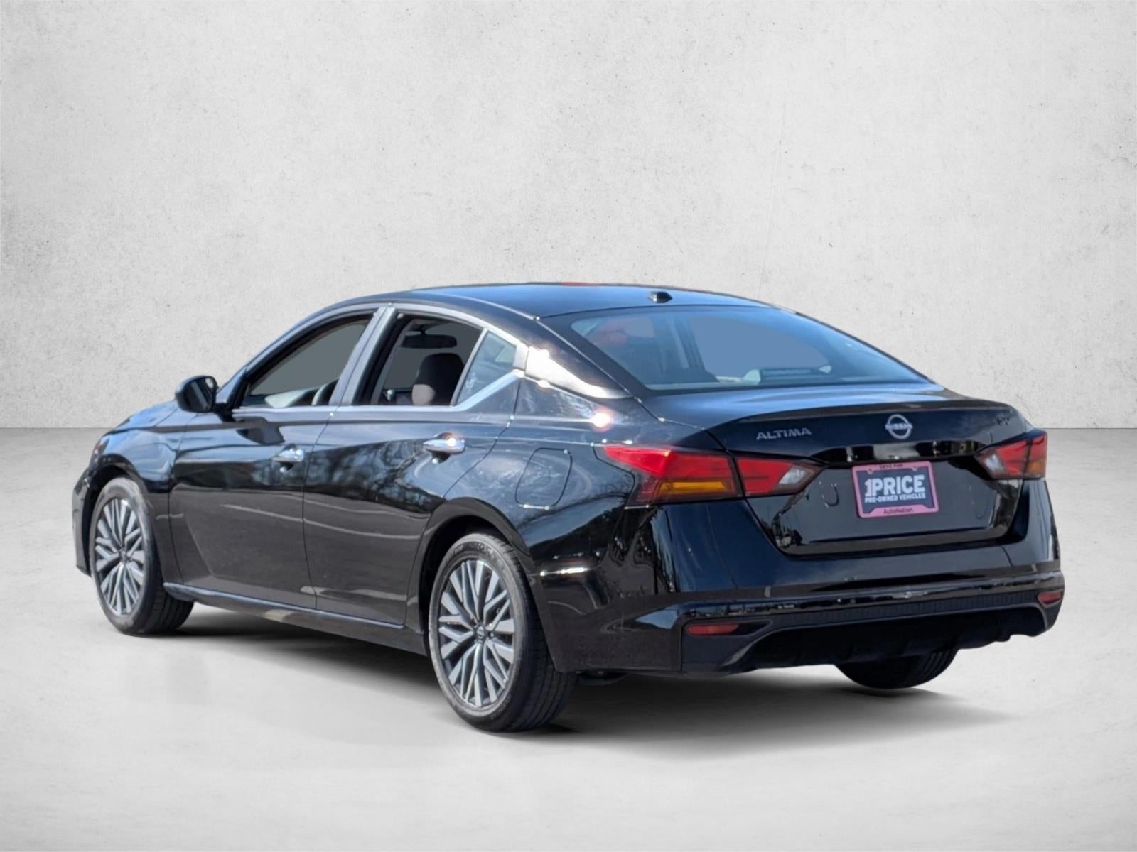 2024 Nissan Altima 2.5 SV Sedan