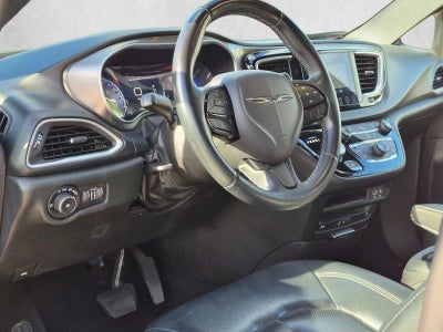 2018 Chrysler Pacifica Touring L Plus FWD