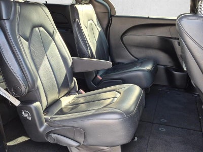 2018 Chrysler Pacifica Touring L Plus FWD