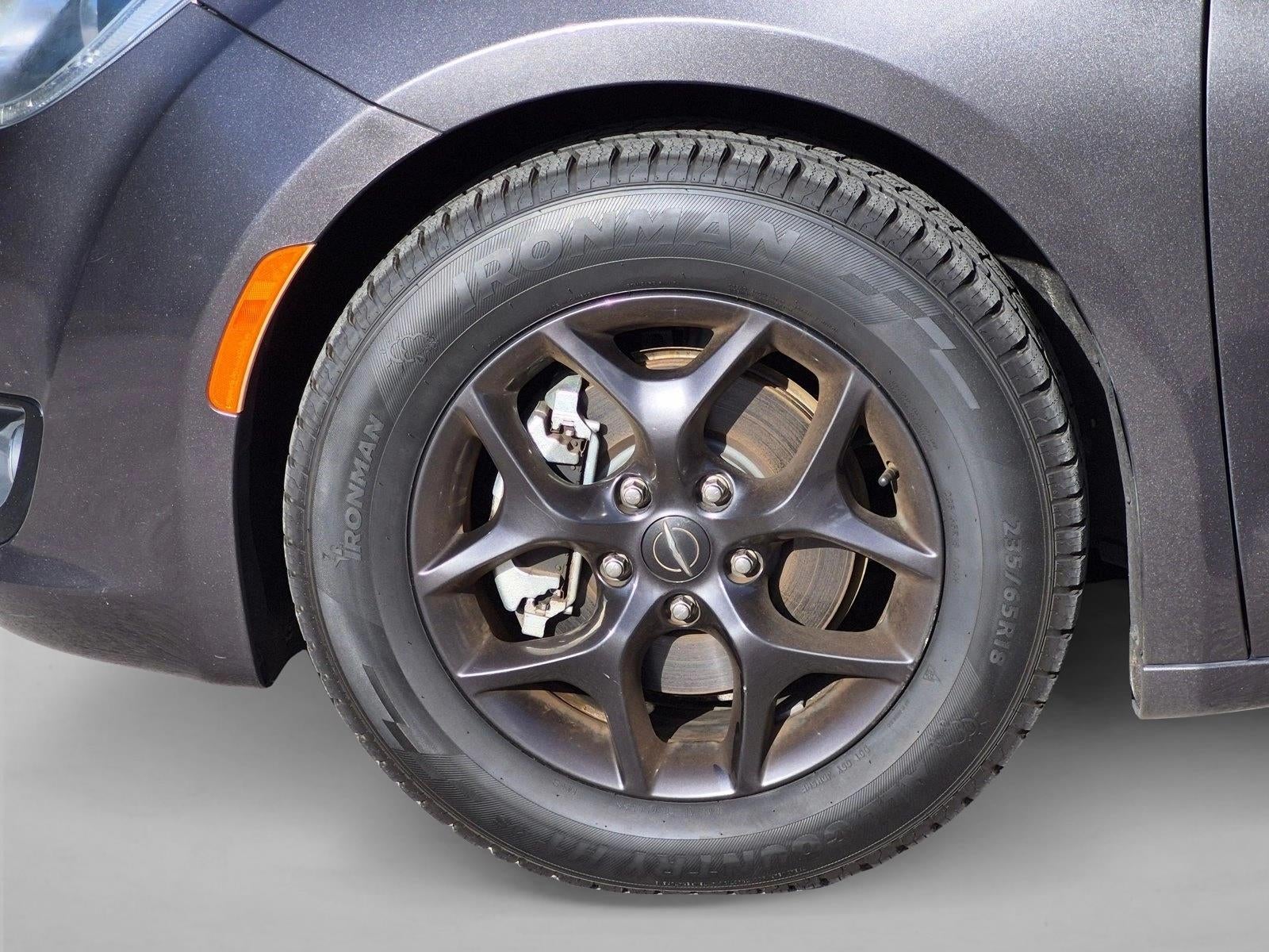 2018 Chrysler Pacifica Touring L Plus FWD
