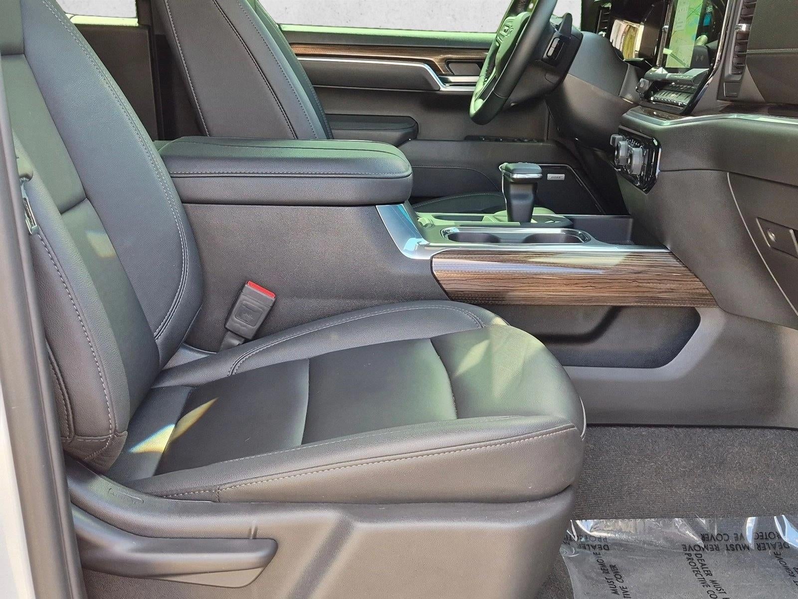 2025 Chevrolet Silverado 1500 Crew Cab Short Box 4-Wheel Drive RST