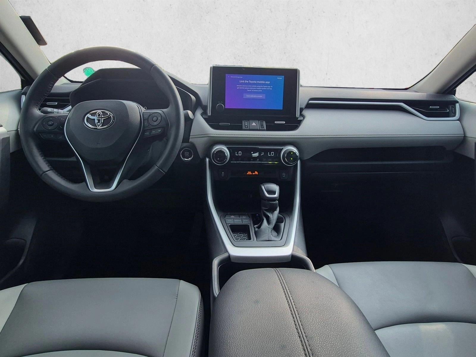 2023 Toyota RAV4 XLE Premium FWD (Natl)