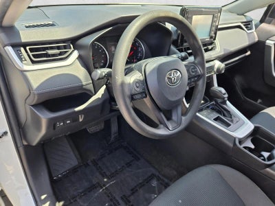 2021 Toyota RAV4 LE FWD (GS)