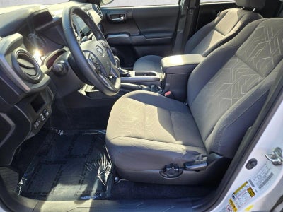 2017 Toyota Tacoma TRD Sport Double Cab 5' Bed V6 4x2 AT (Natl)